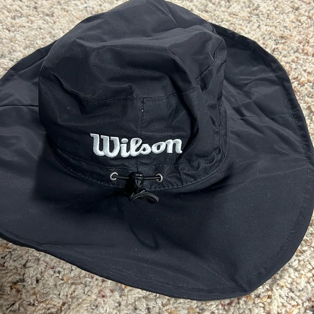 Wilson GOLF rain hat never worn